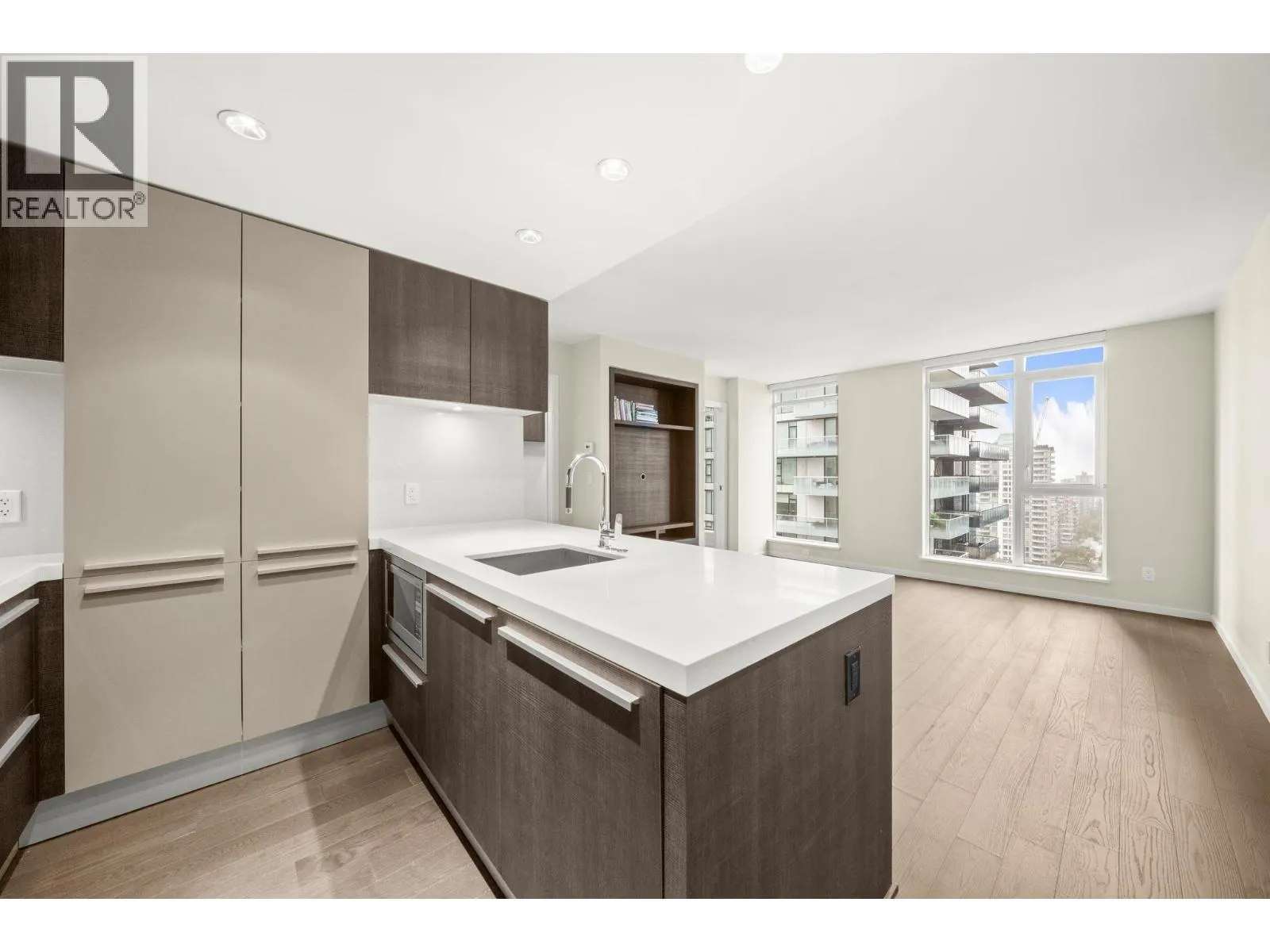 2301 1351 CONTINENTAL STREET