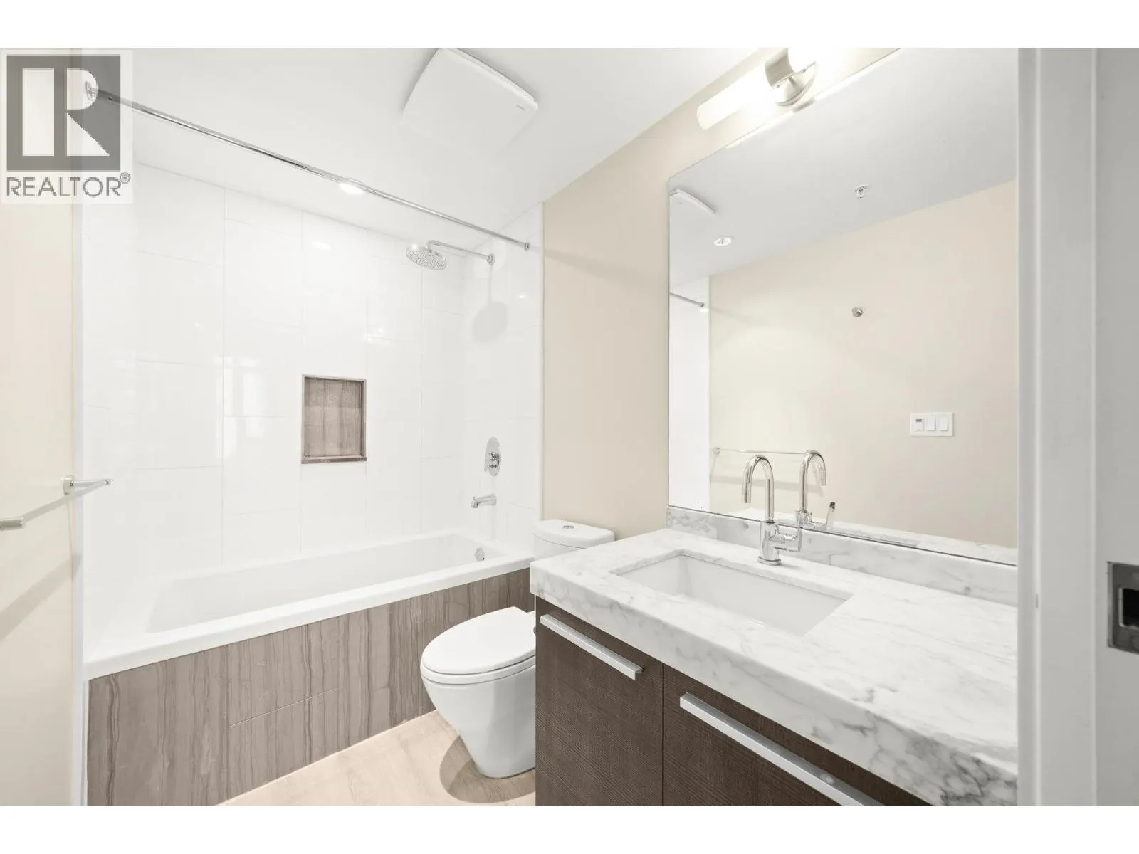 2301 1351 CONTINENTAL STREET