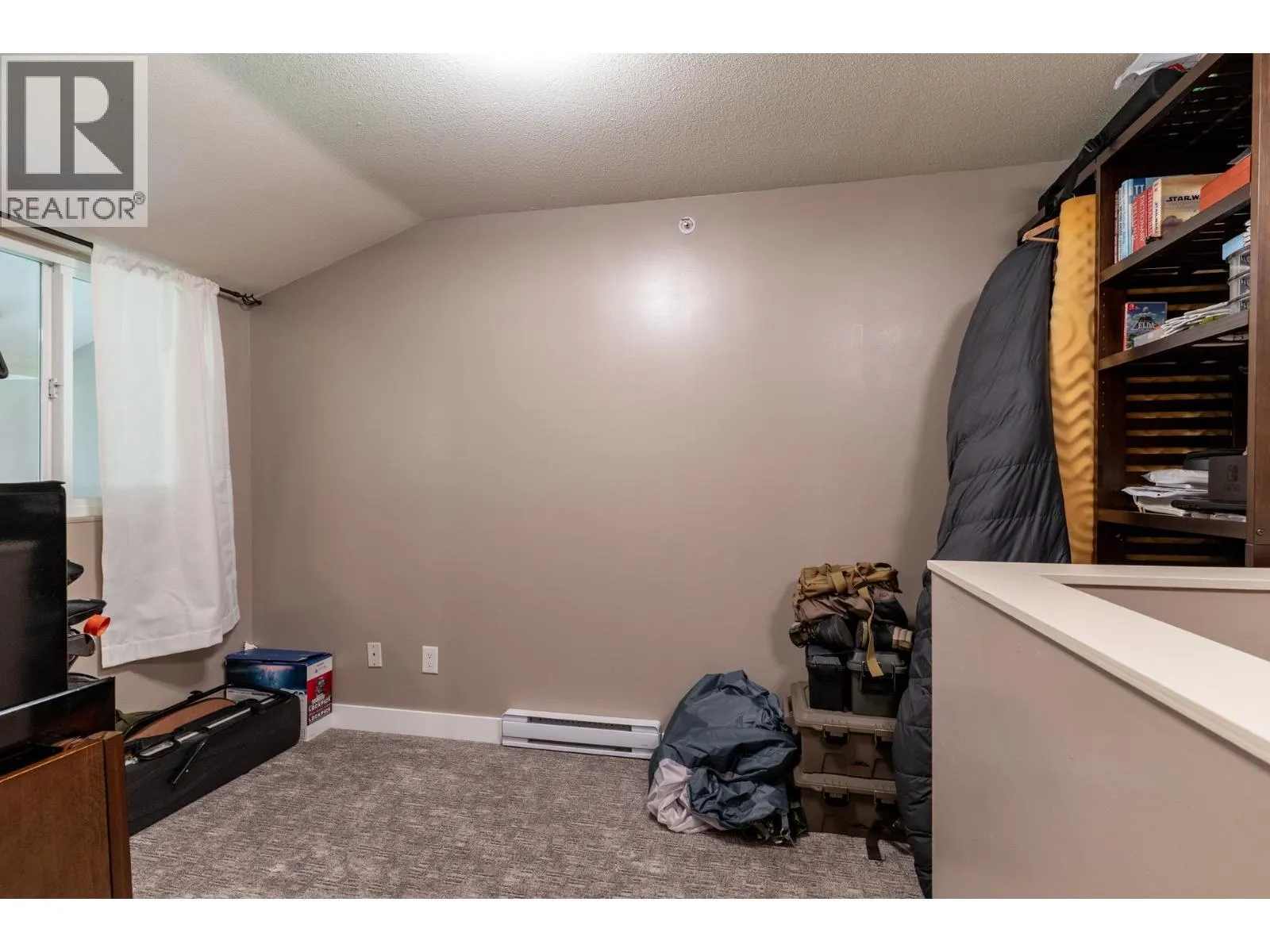 415 6888 SOUTHPOINT DRIVE