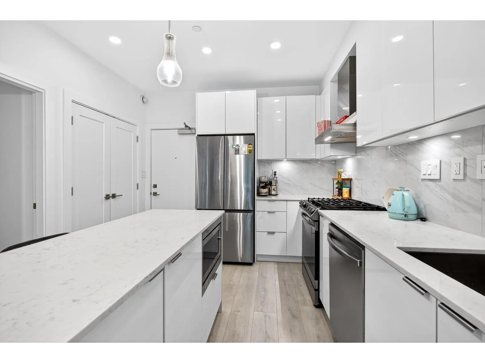 A209 8447 202 STREET