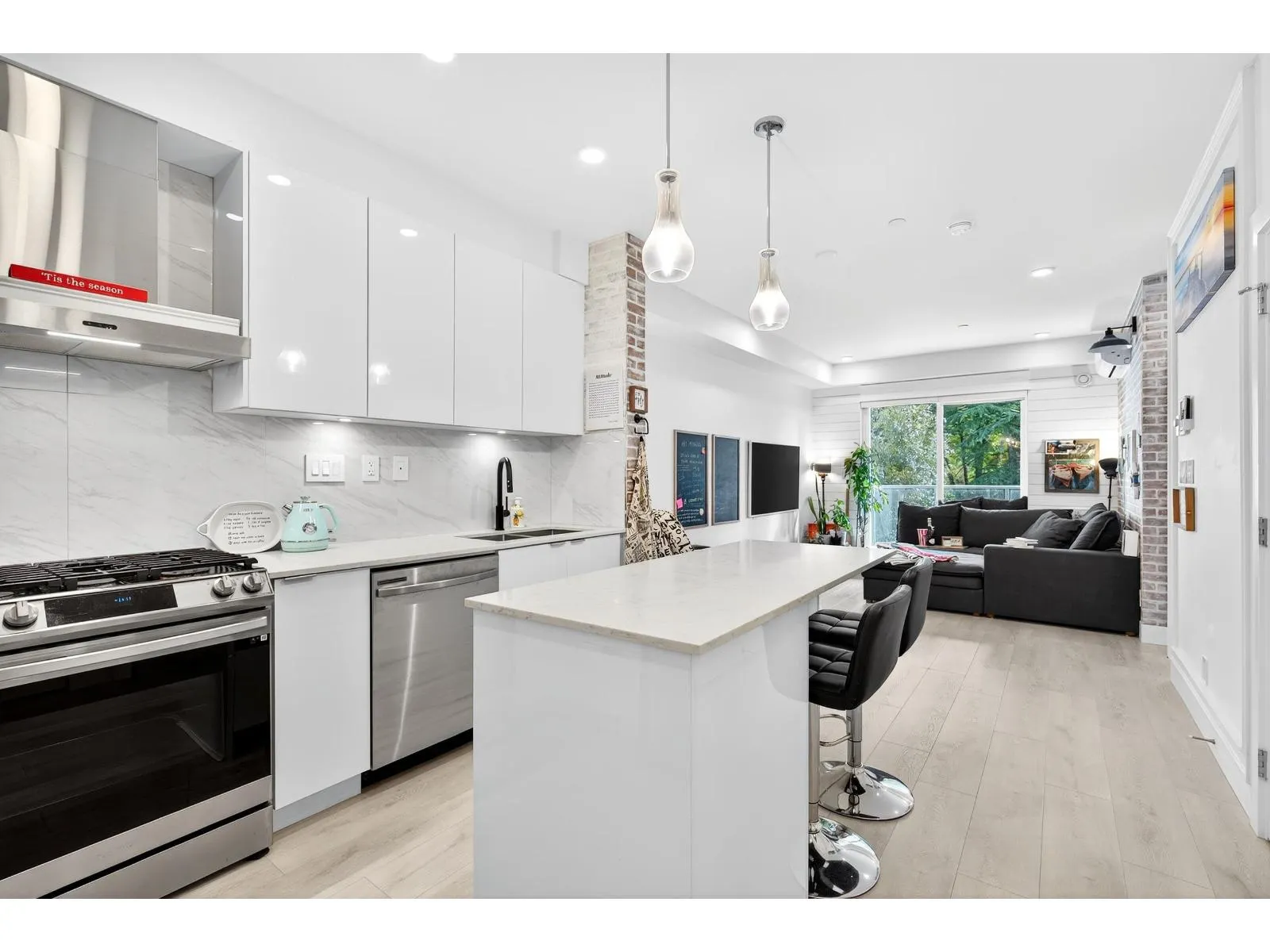 A209 8447 202 STREET