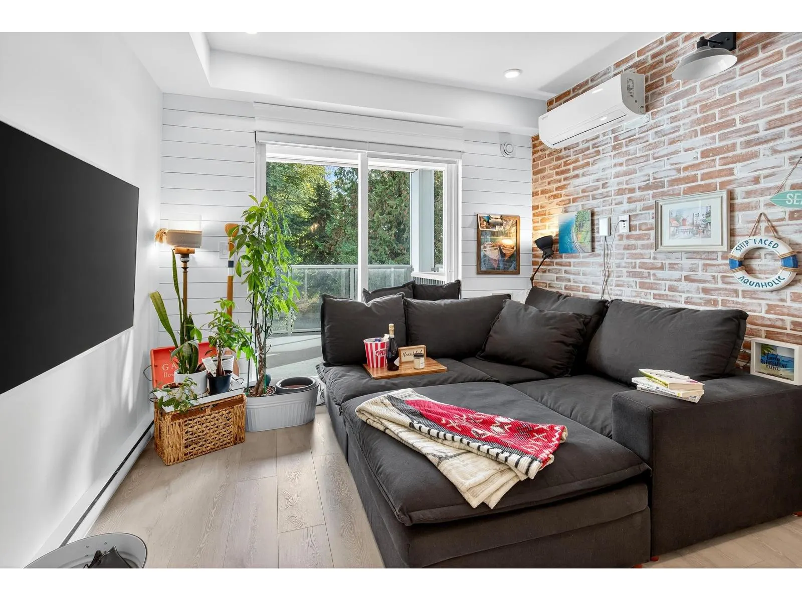 A209 8447 202 STREET