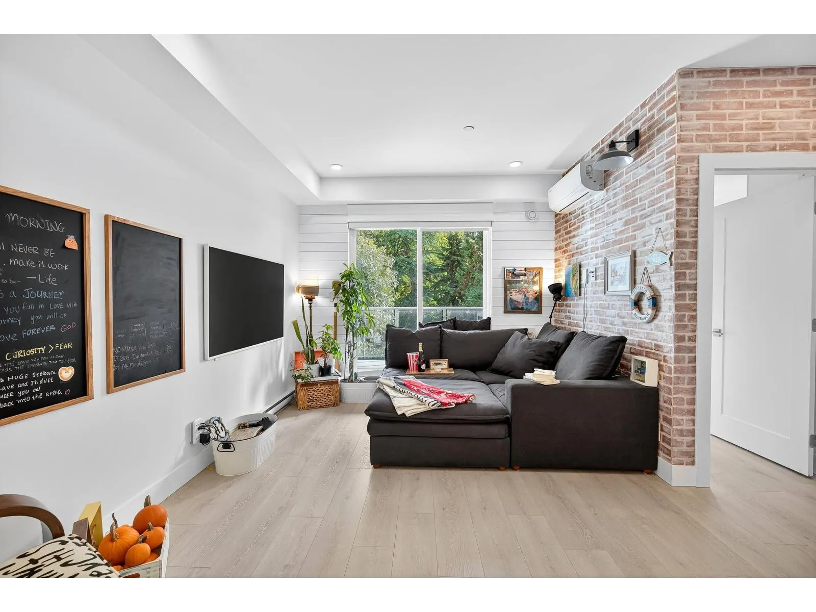 A209 8447 202 STREET