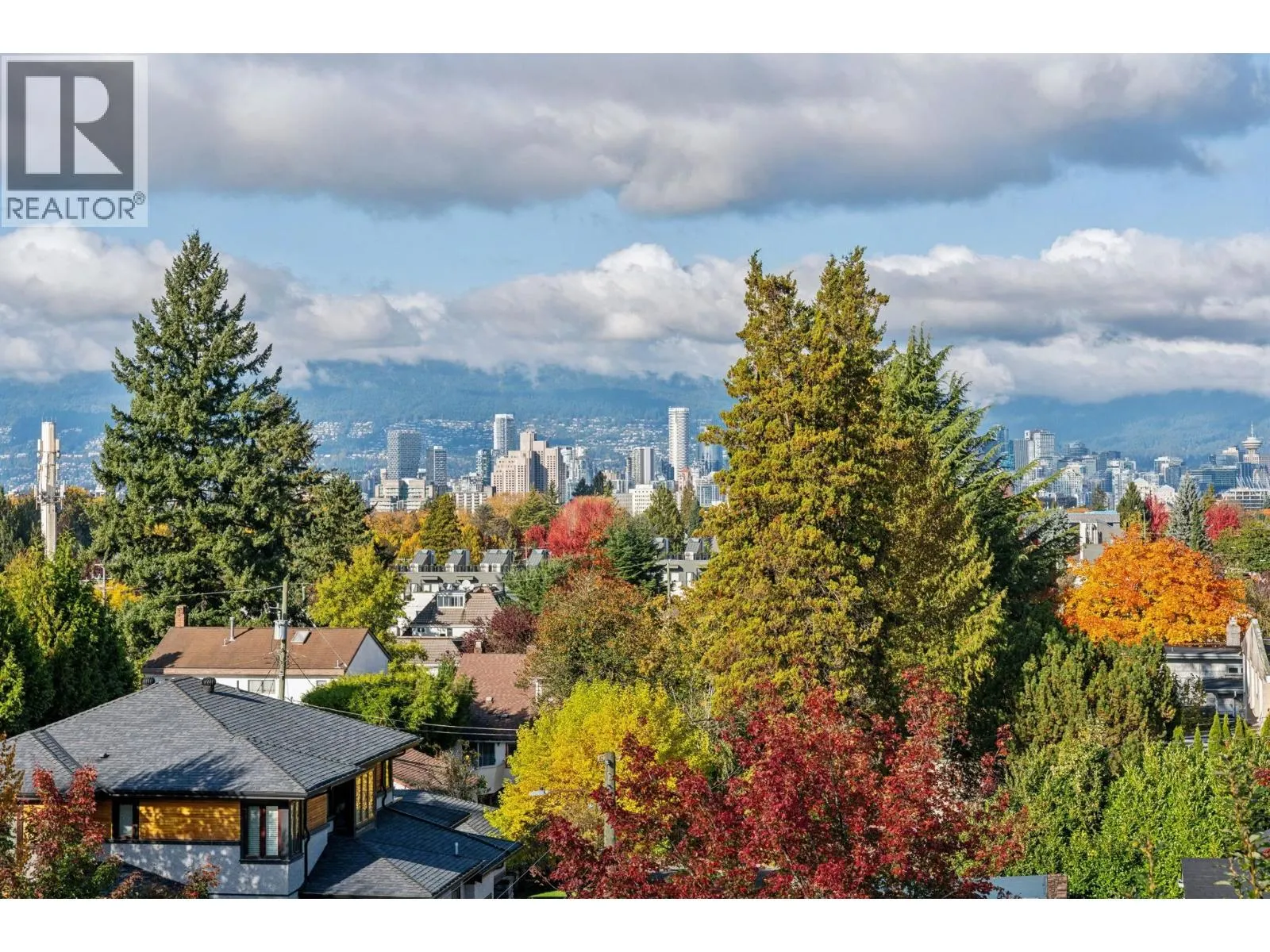 508 4867 CAMBIE STREET