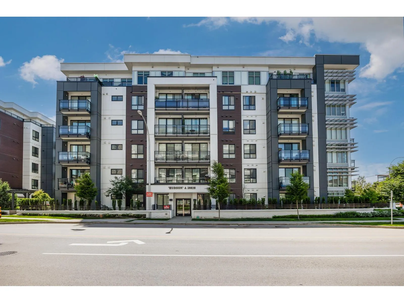 B408 20838 78B AVENUE