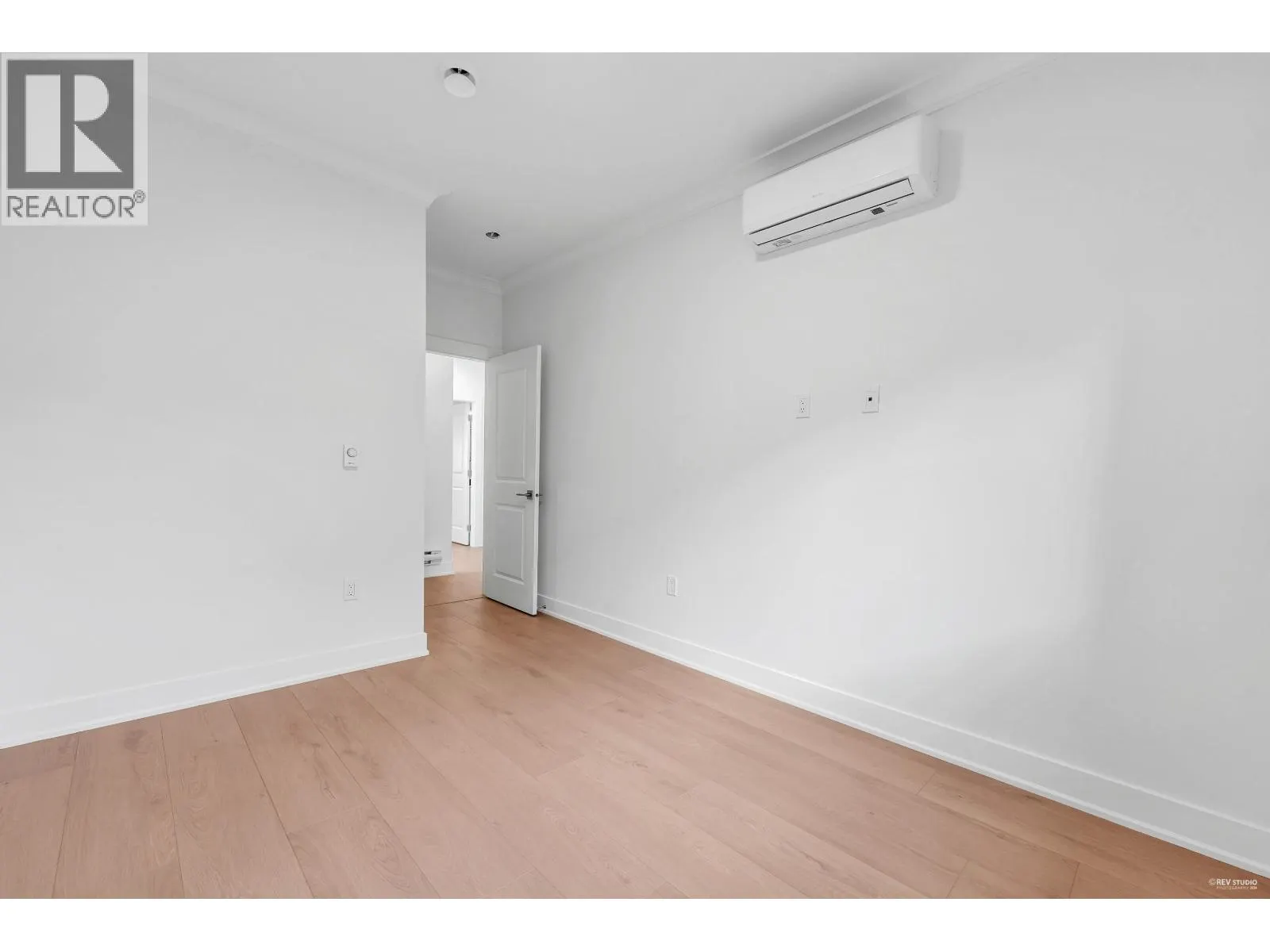 107 8233 WILLIAMS ROAD