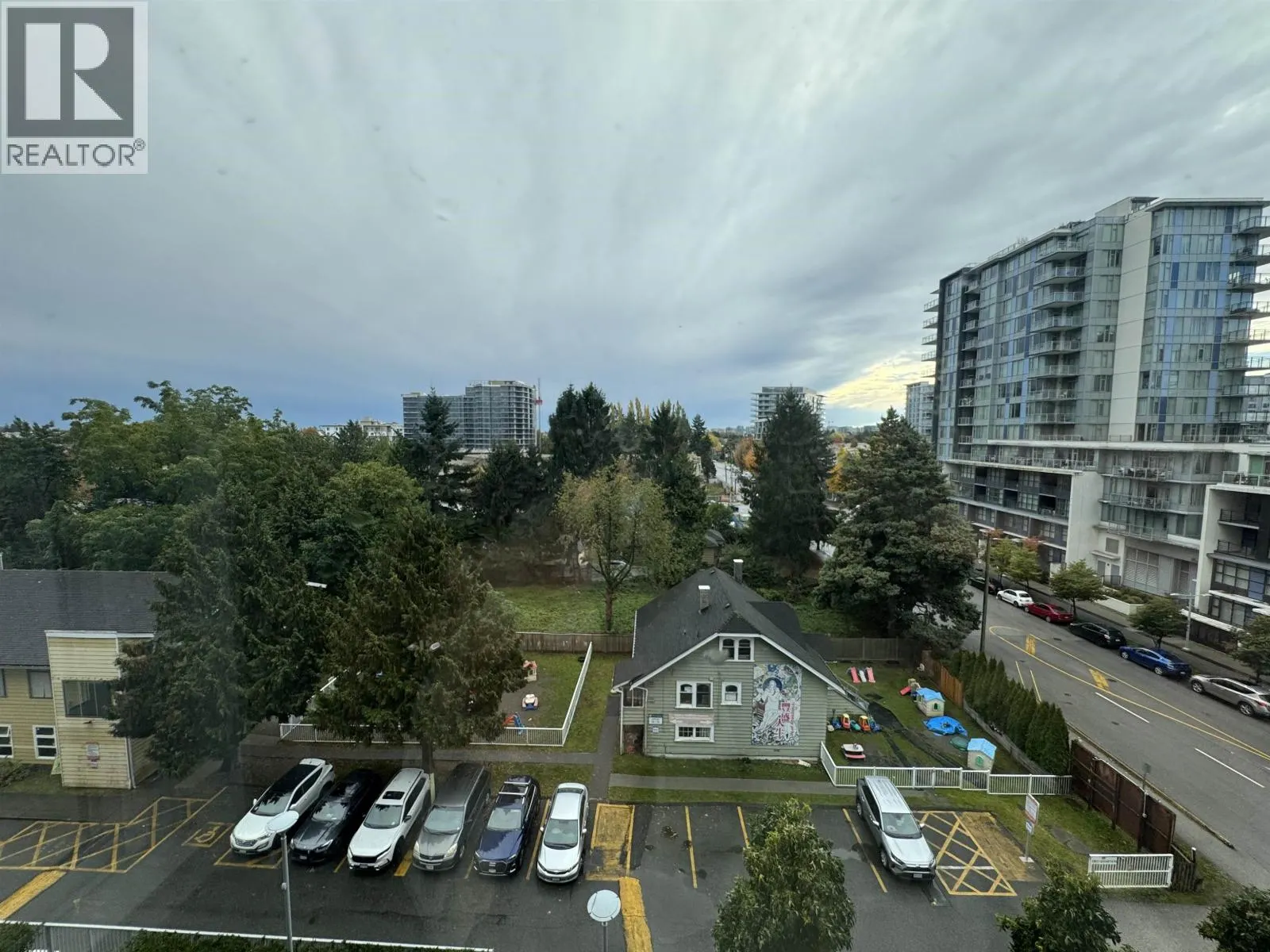 801 8800 HAZELBRIDGE WAY