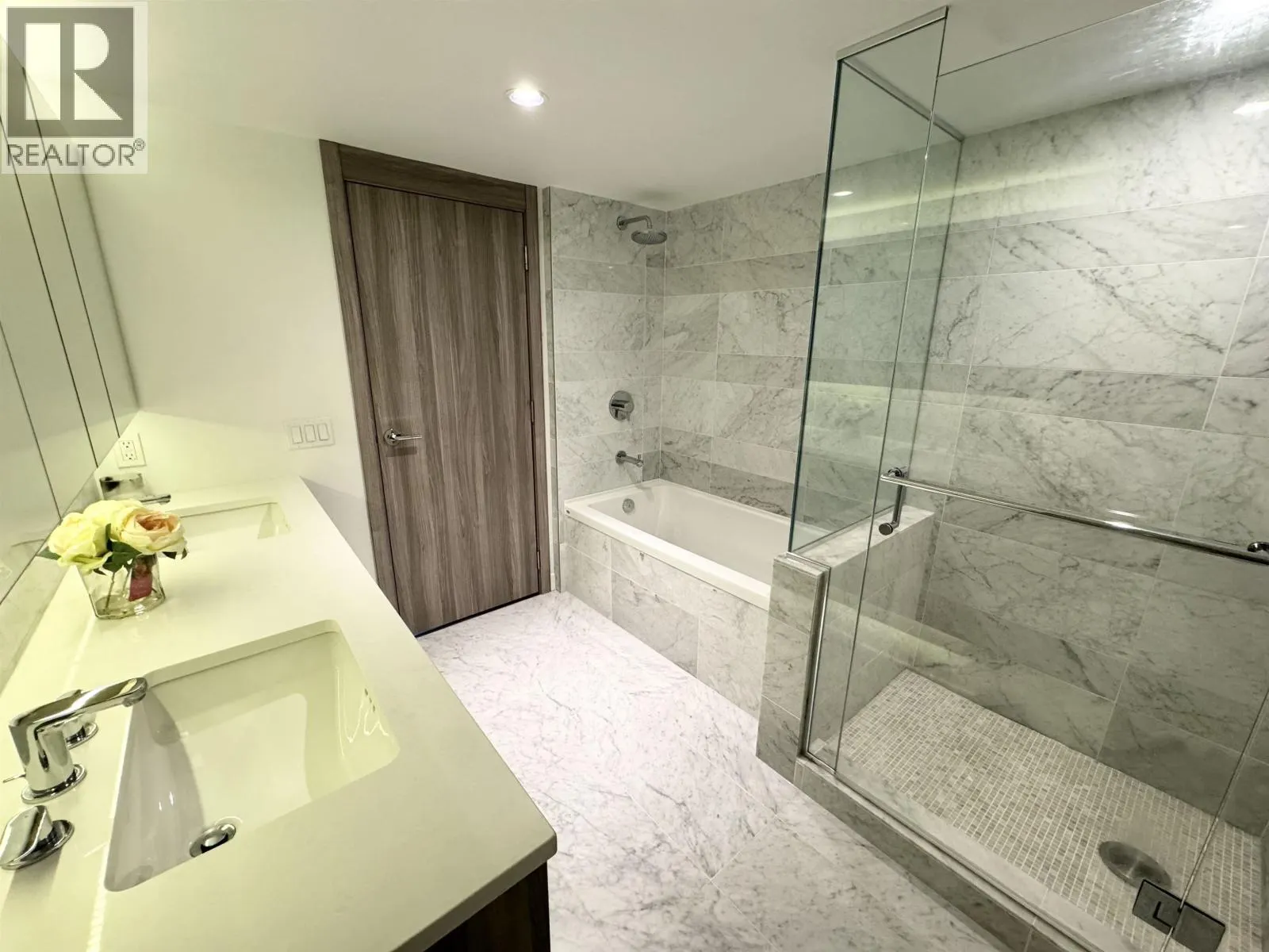 801 8800 HAZELBRIDGE WAY