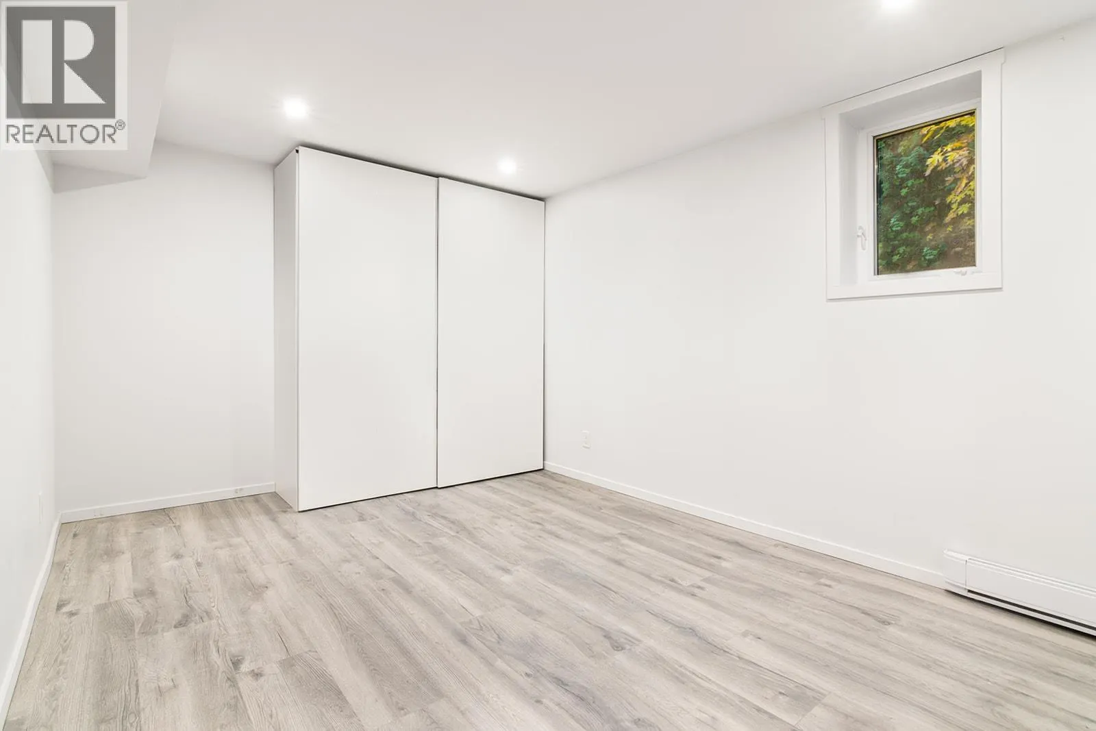 40202 SKYLINE DRIVE