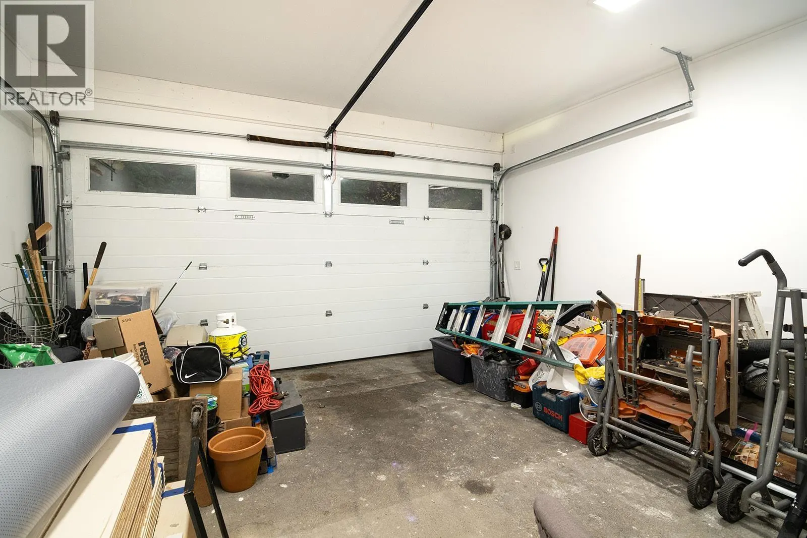 40202 SKYLINE DRIVE