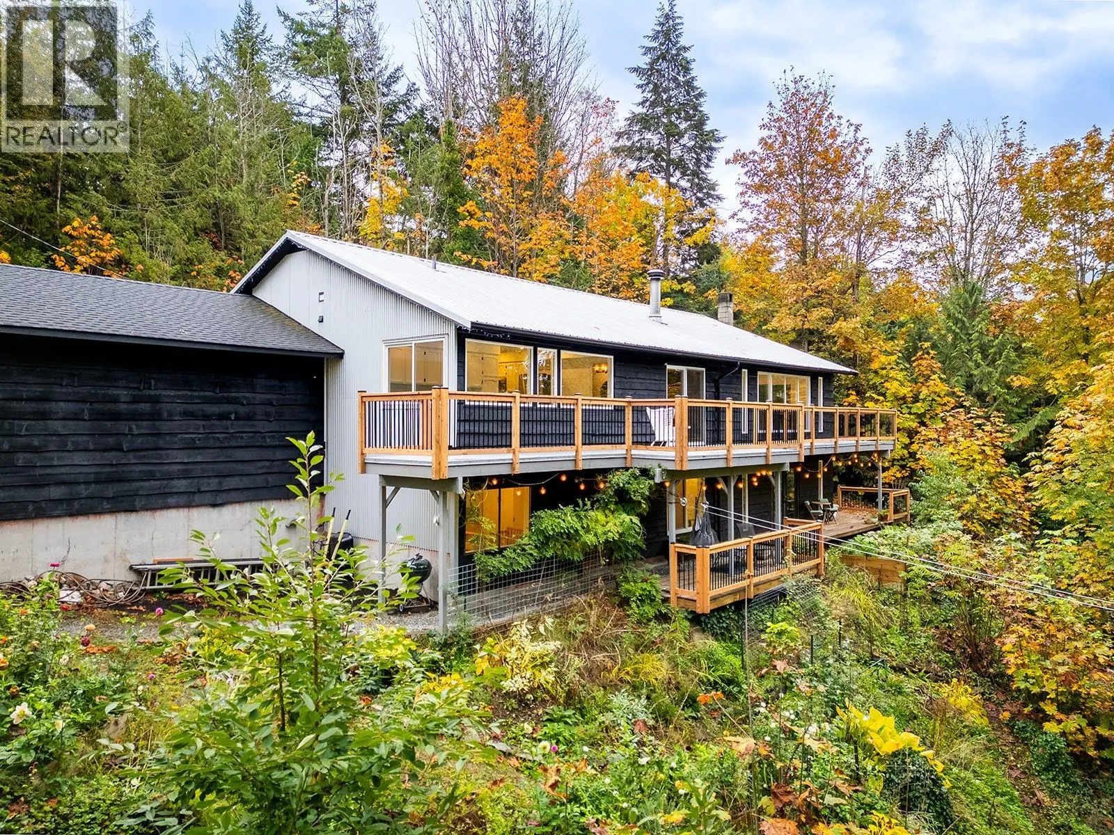 40202 SKYLINE DRIVE