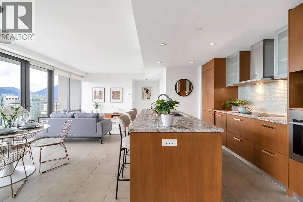 3105 1028 BARCLAY STREET