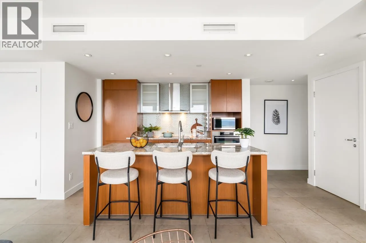 3105 1028 BARCLAY STREET