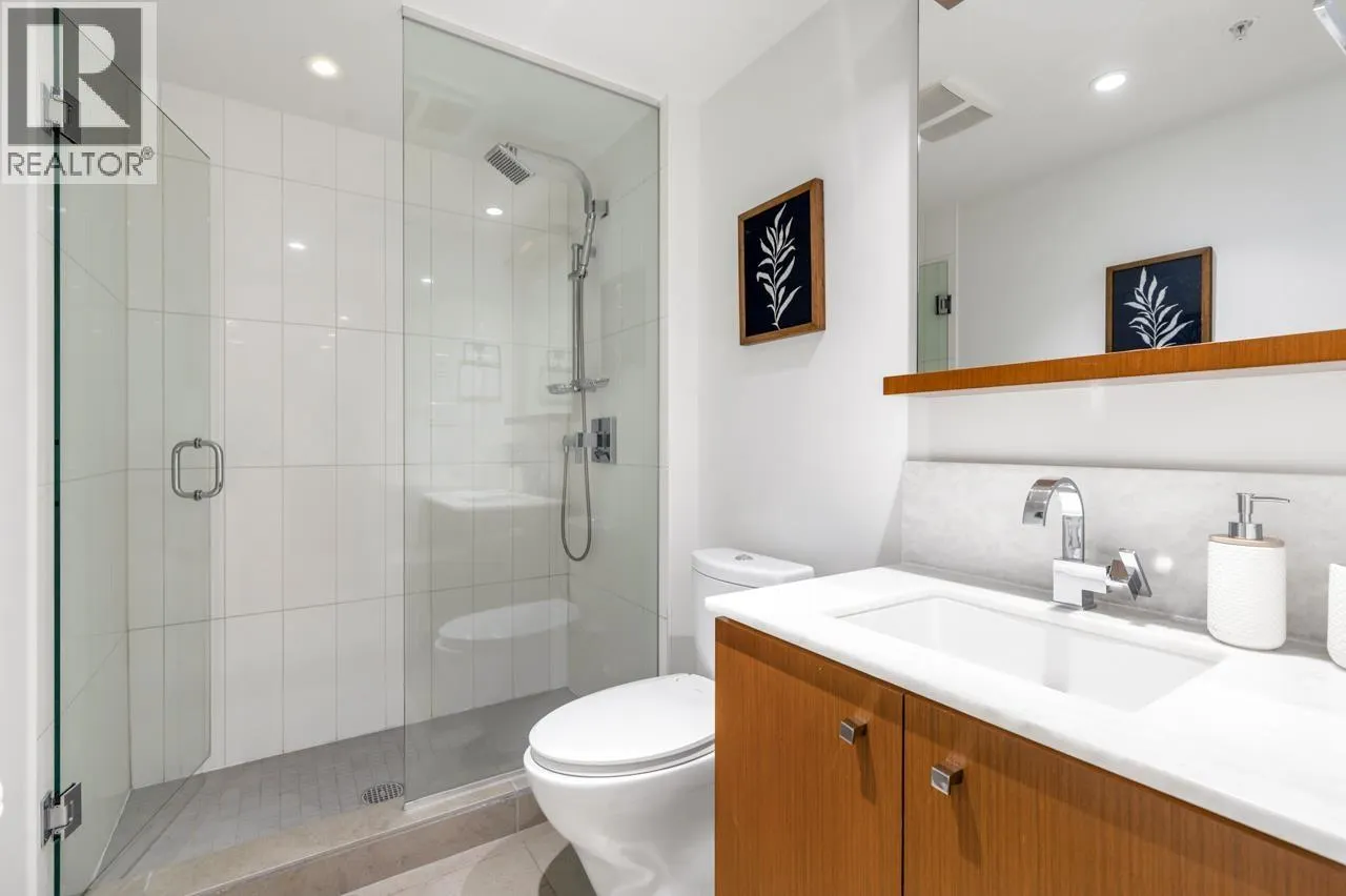 3105 1028 BARCLAY STREET