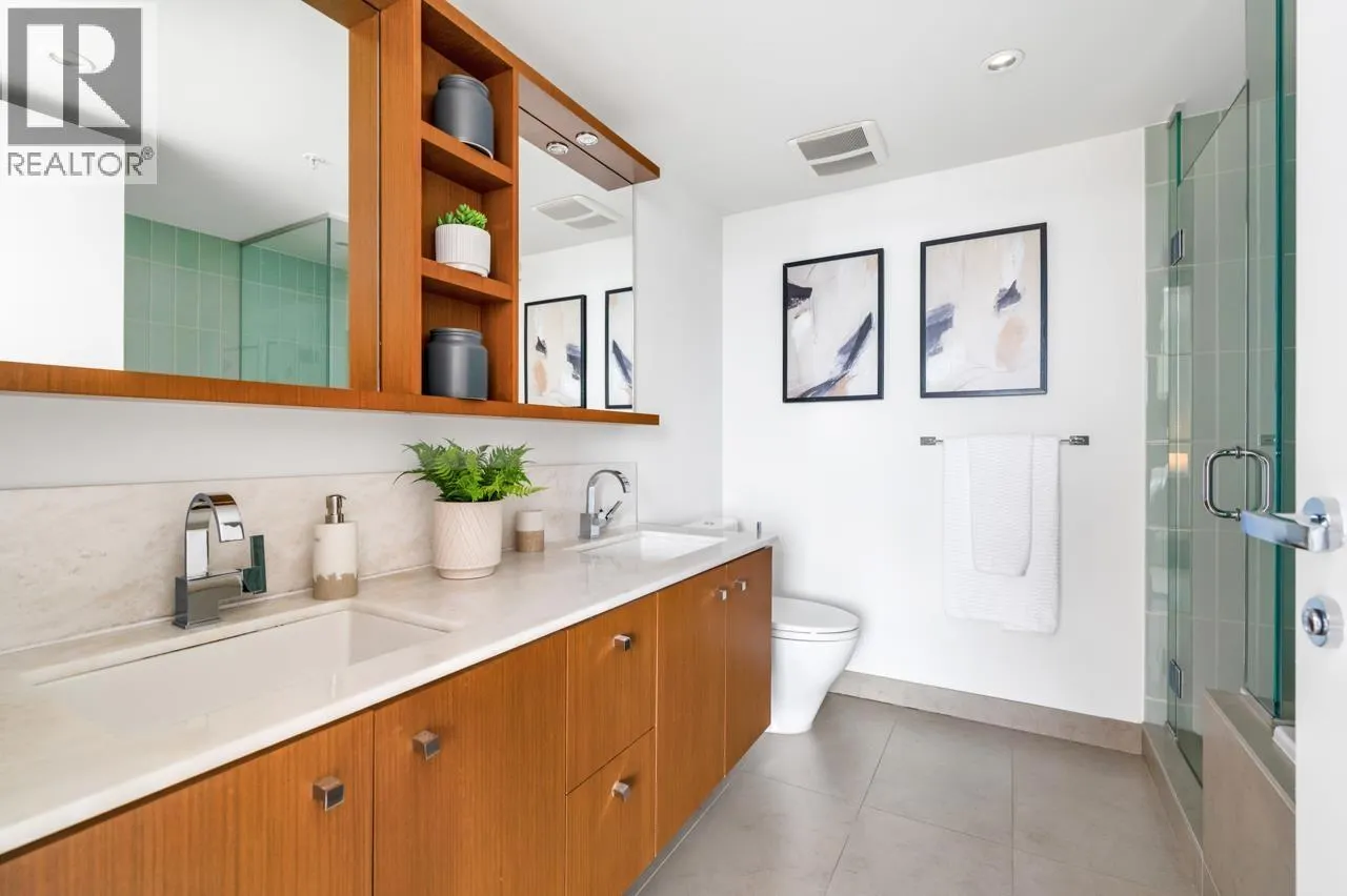 3105 1028 BARCLAY STREET