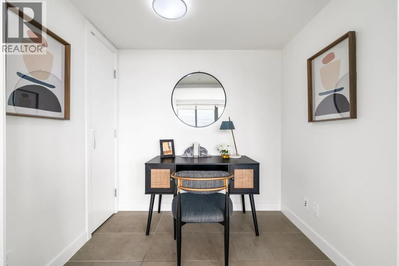 3105 1028 BARCLAY STREET