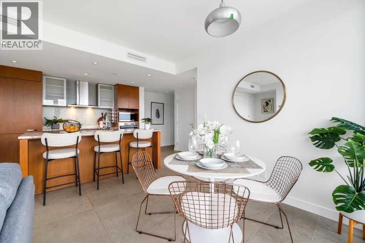 3105 1028 BARCLAY STREET