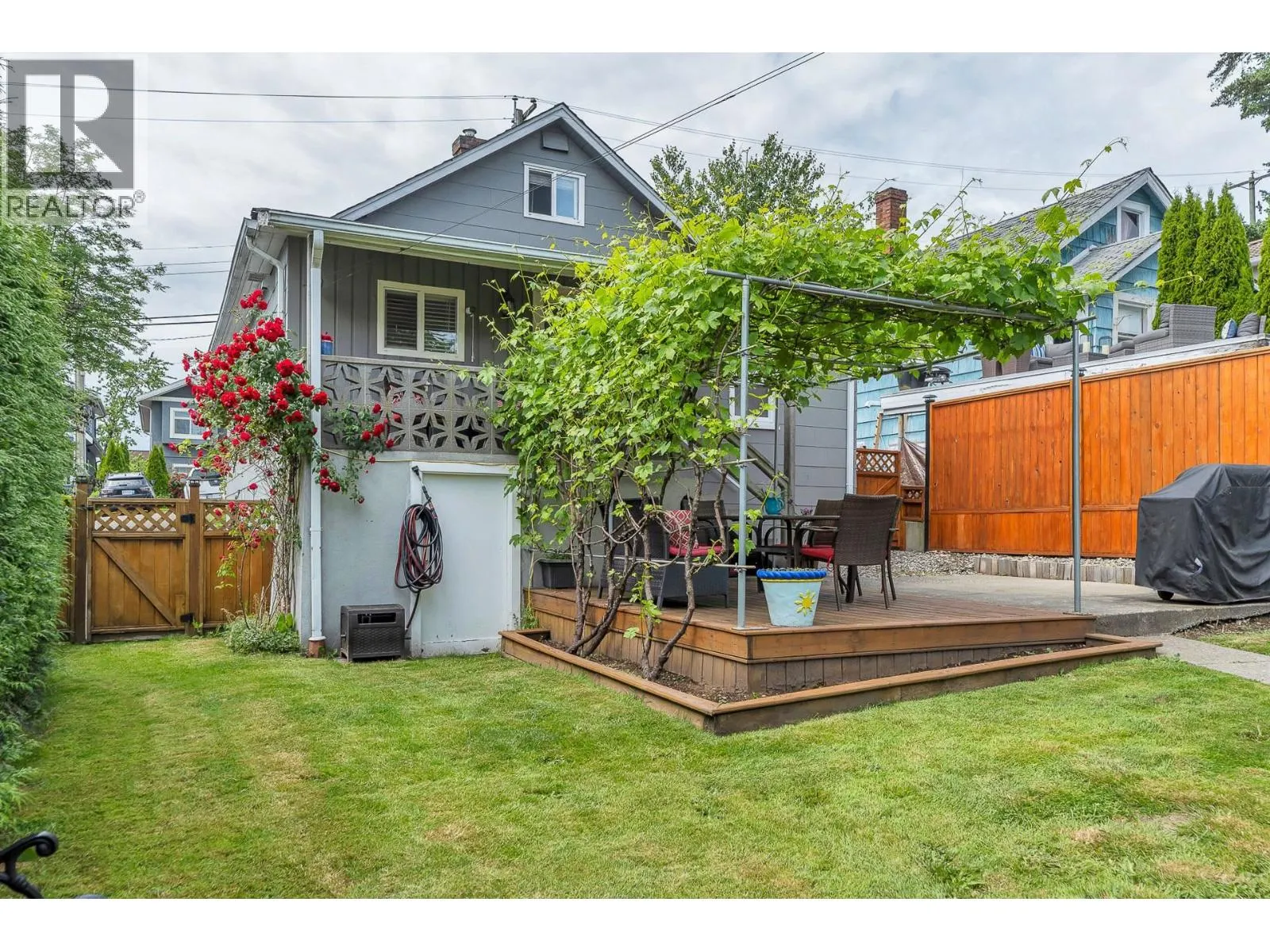221 LEBLEU STREET