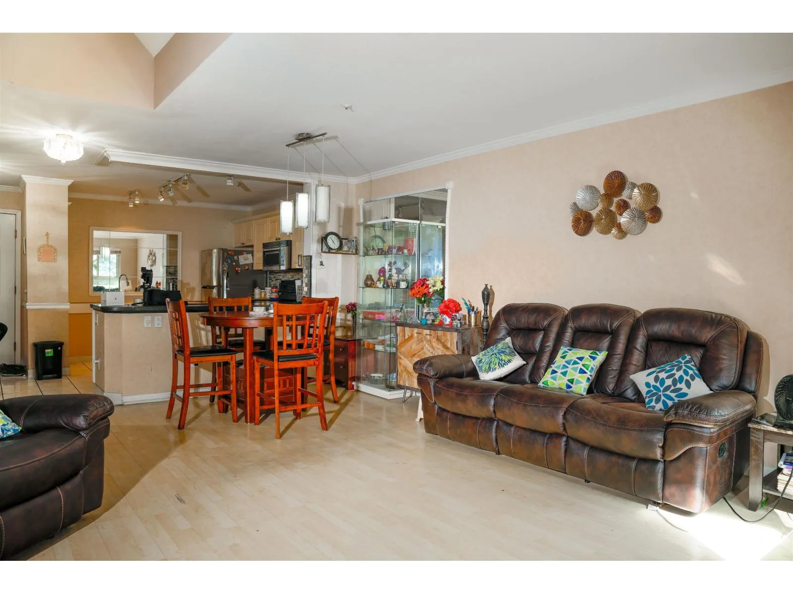 410 7435 121A STREET