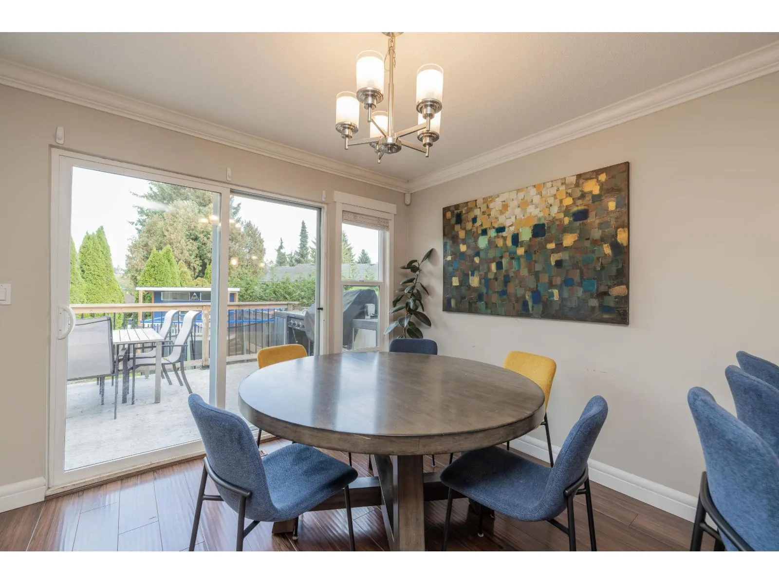 20717 GRADE CRESCENT