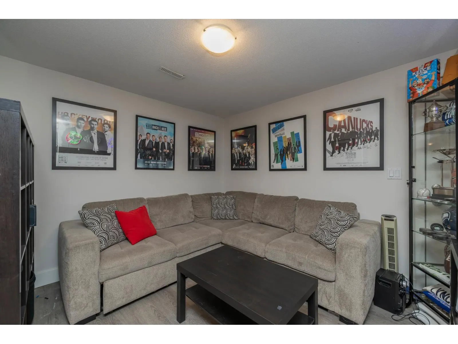 20717 GRADE CRESCENT