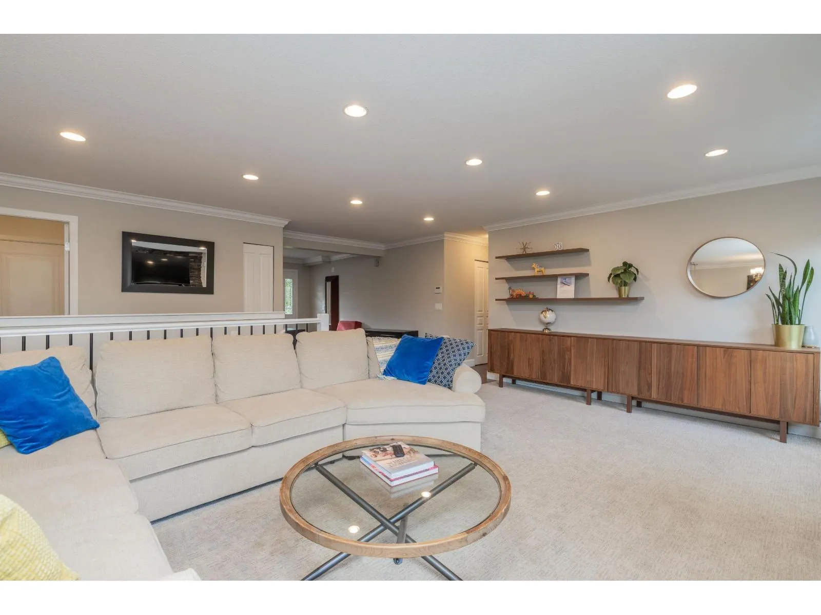 20717 GRADE CRESCENT