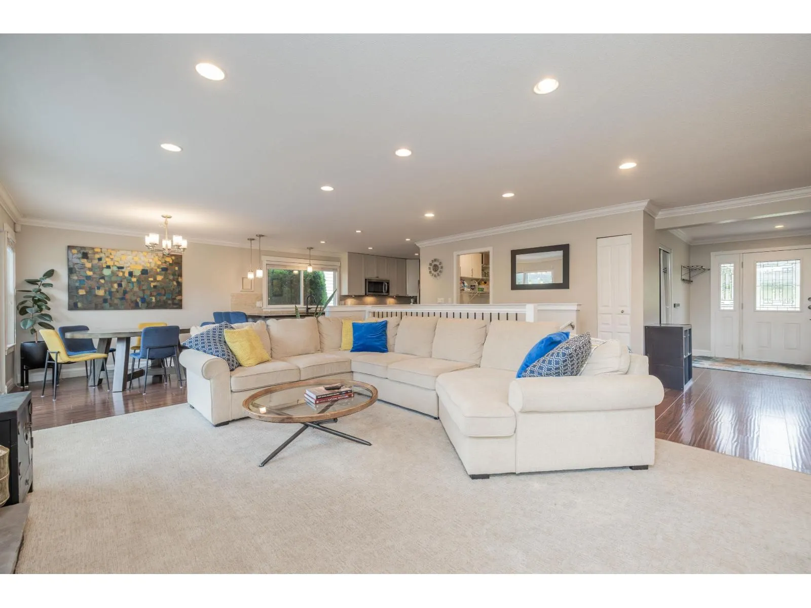 20717 GRADE CRESCENT