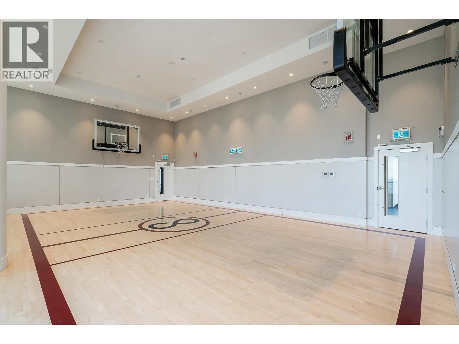 1701 567 CLARKE ROAD