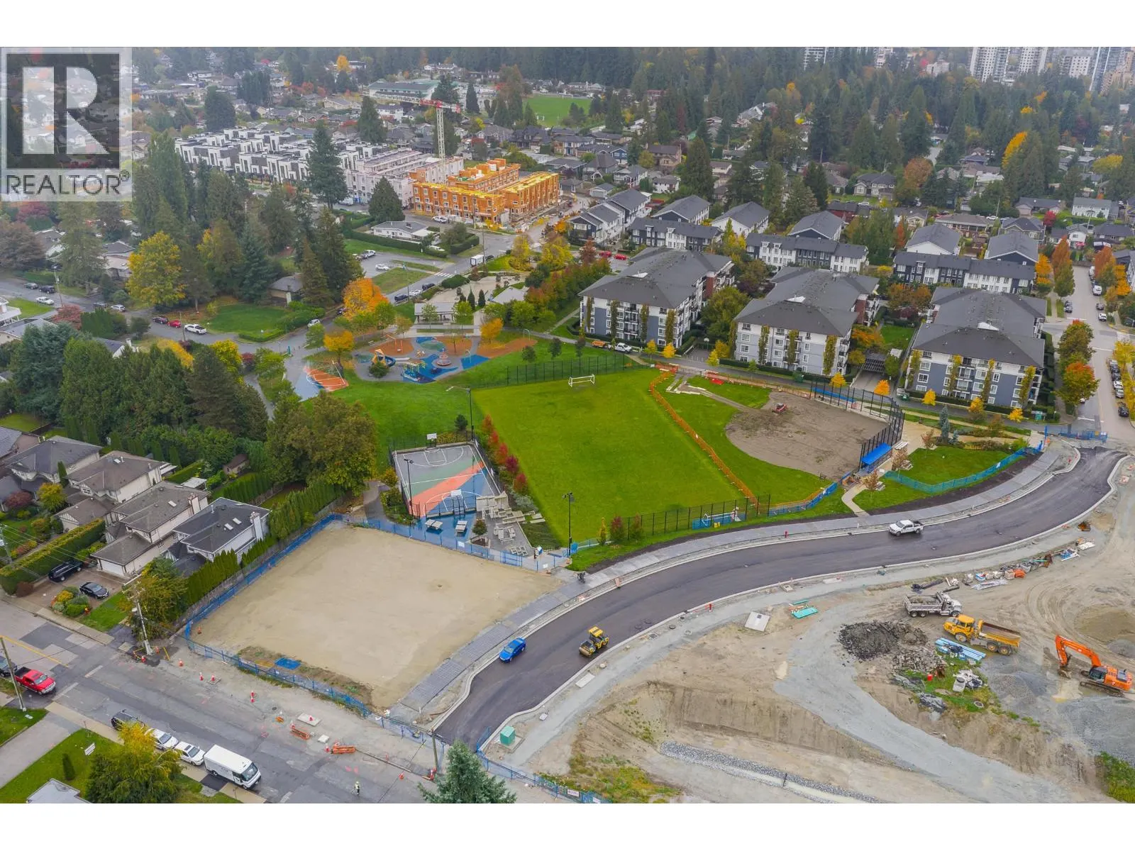 1701 567 CLARKE ROAD