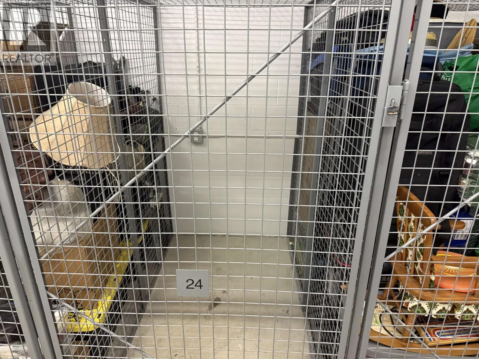 208 626 ALEXANDER STREET