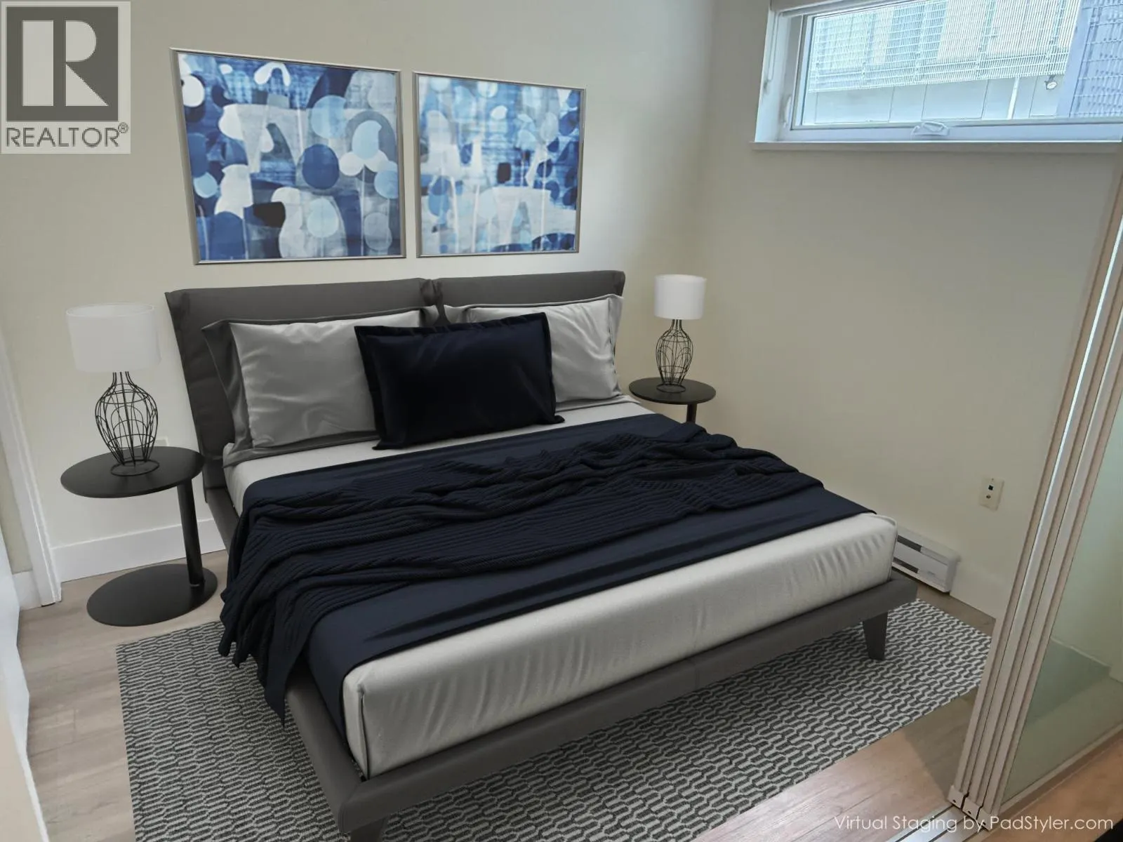 208 626 ALEXANDER STREET