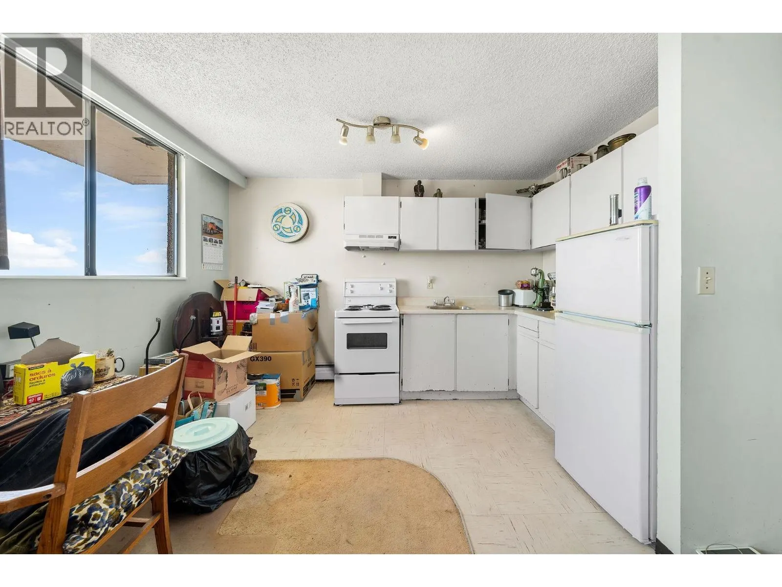 1906 145 ST. GEORGES AVENUE