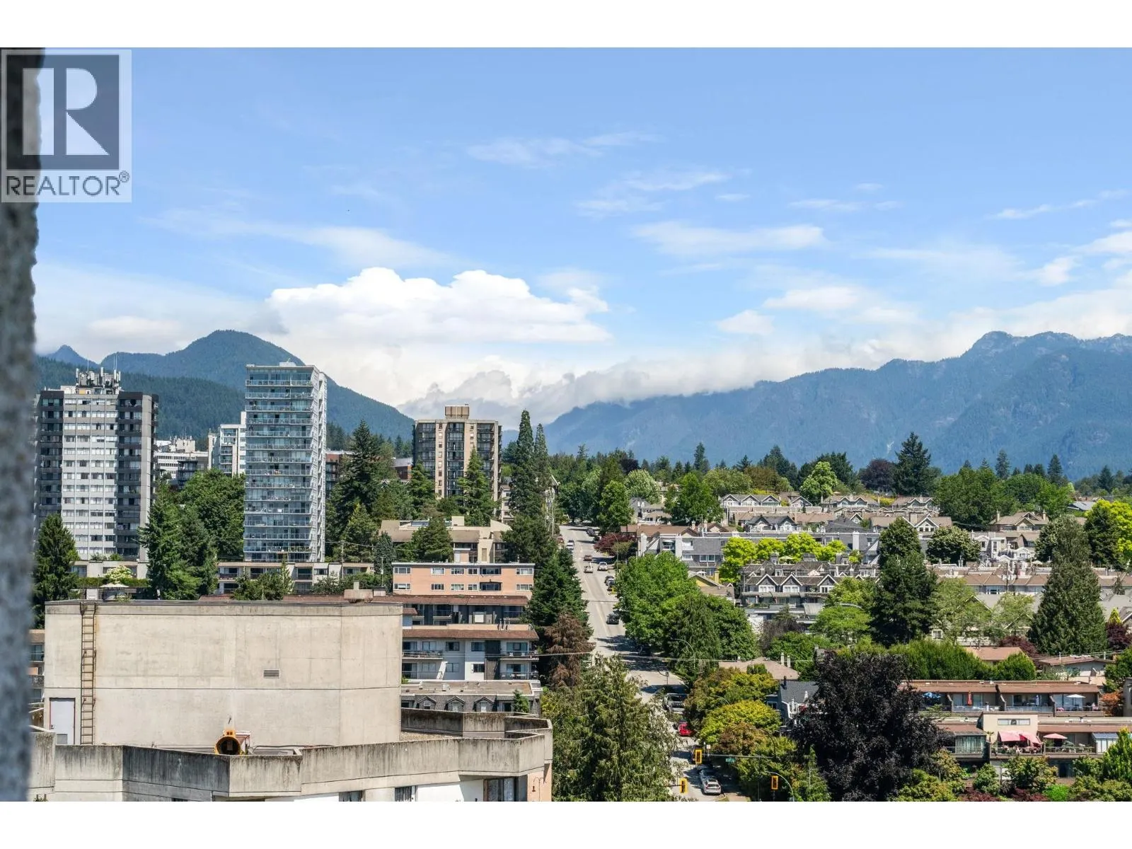 1906 145 ST. GEORGES AVENUE