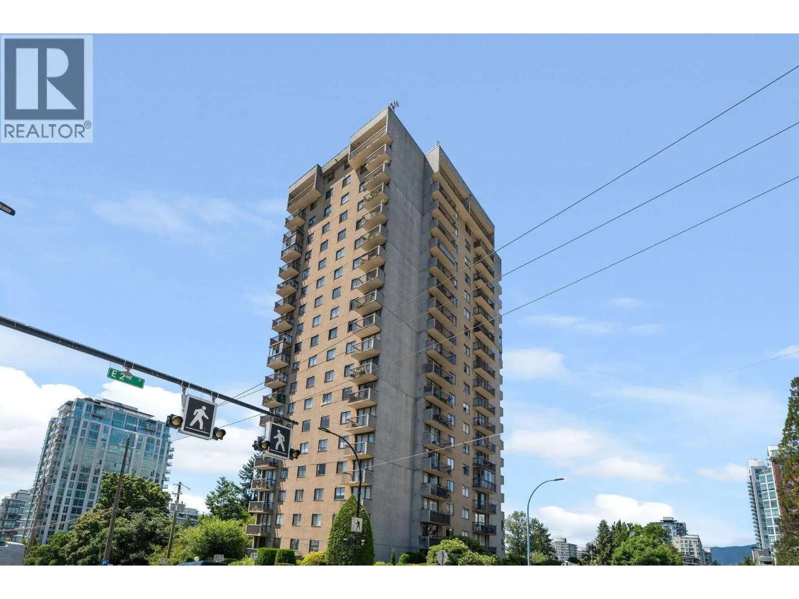 1906 145 ST. GEORGES AVENUE