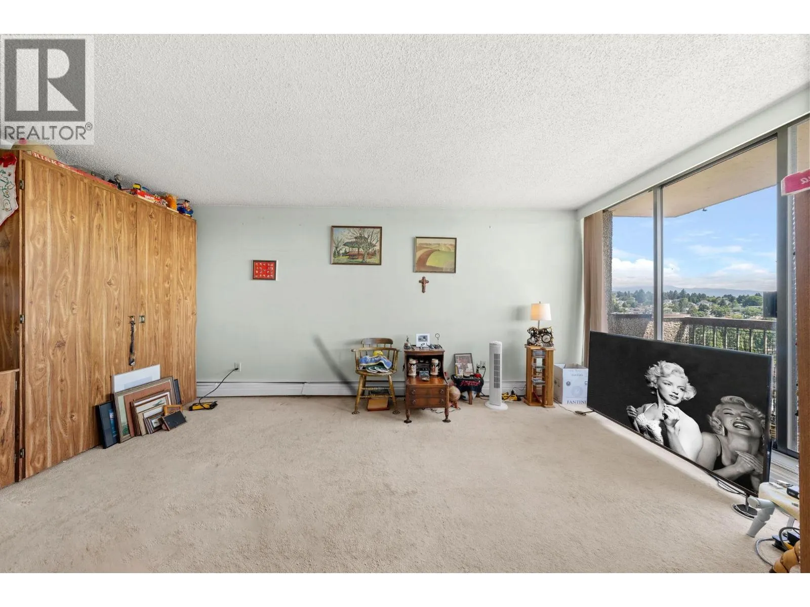 1906 145 ST. GEORGES AVENUE