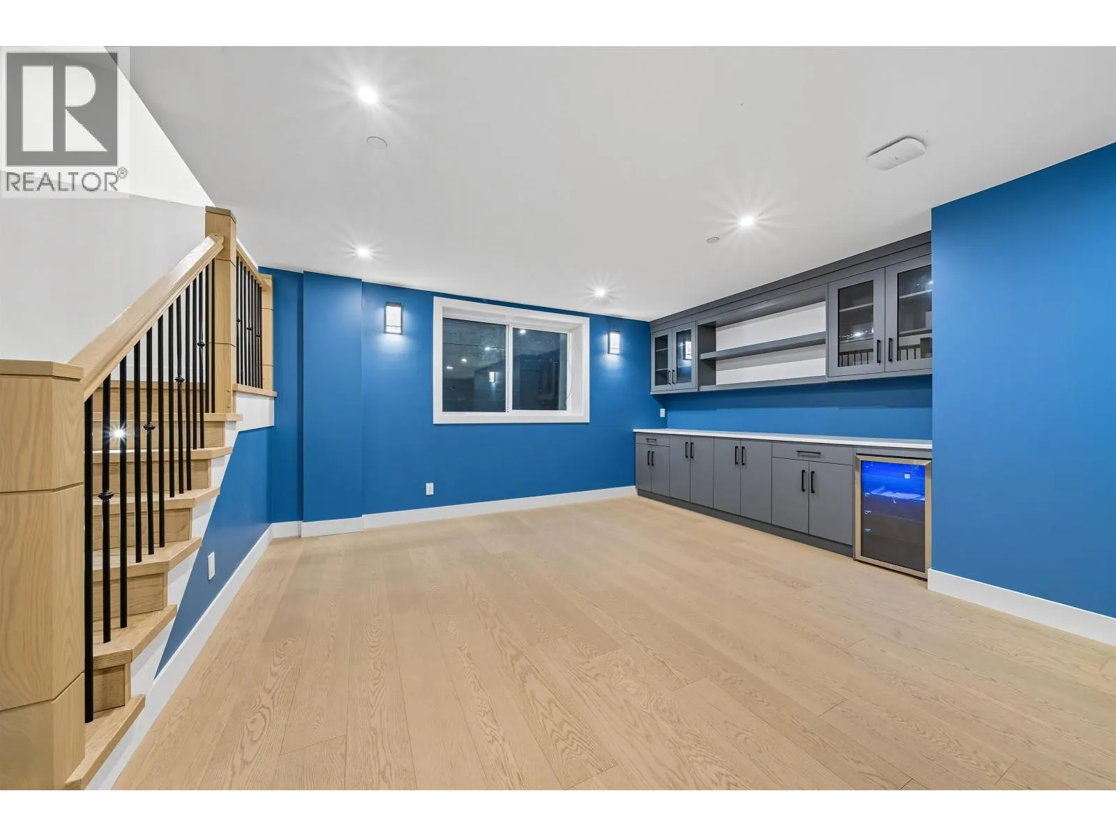 2951 EAGLECREST DRIVE