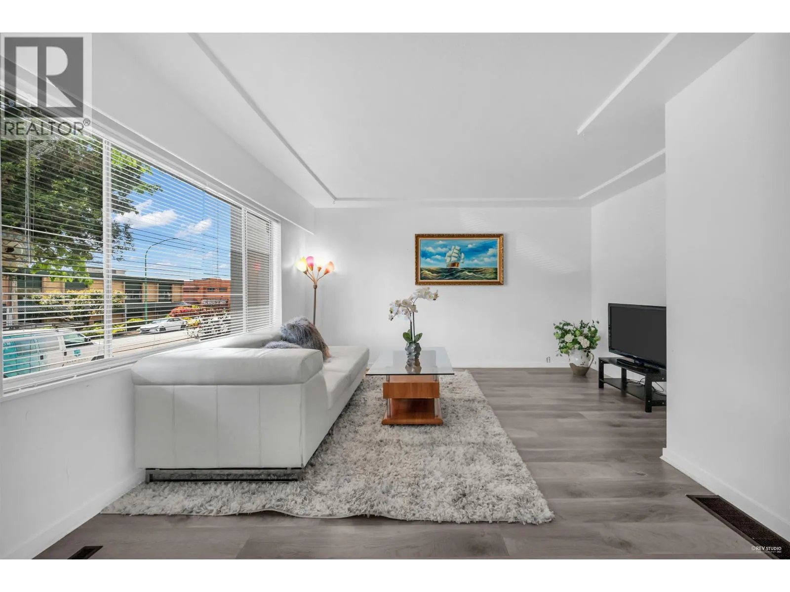 4021 GRAVELEY STREET