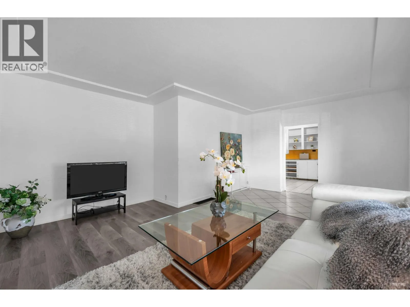 4021 GRAVELEY STREET