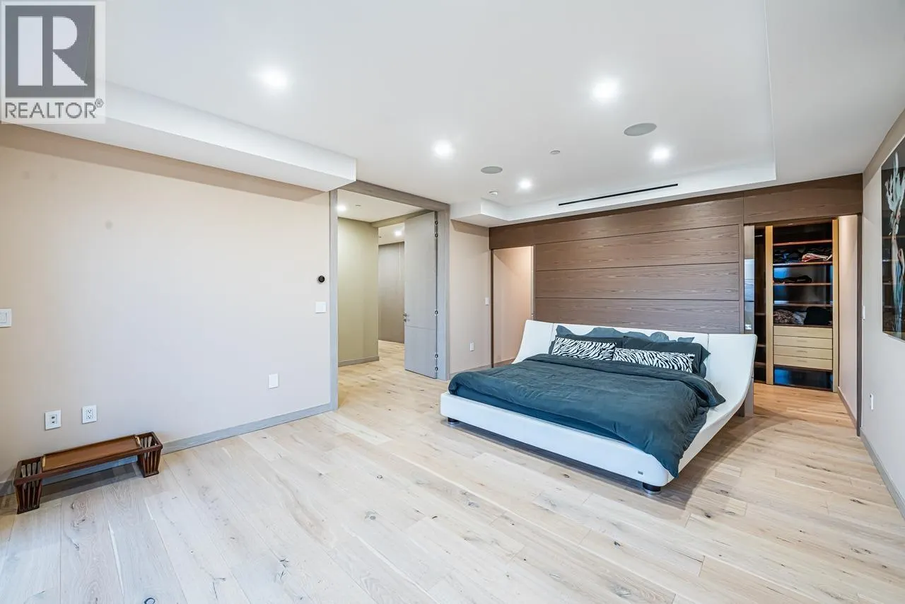 594 CRAIGMOHR DRIVE