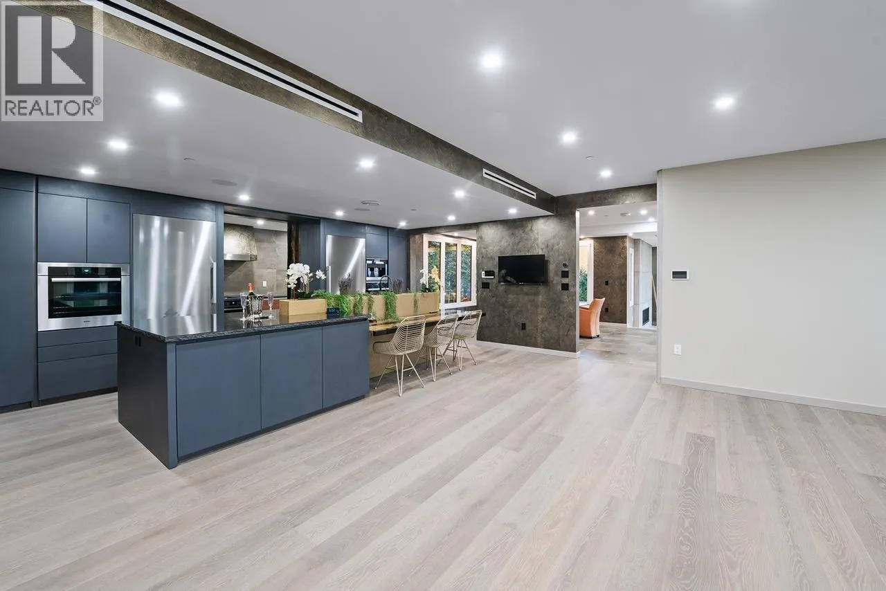 594 CRAIGMOHR DRIVE