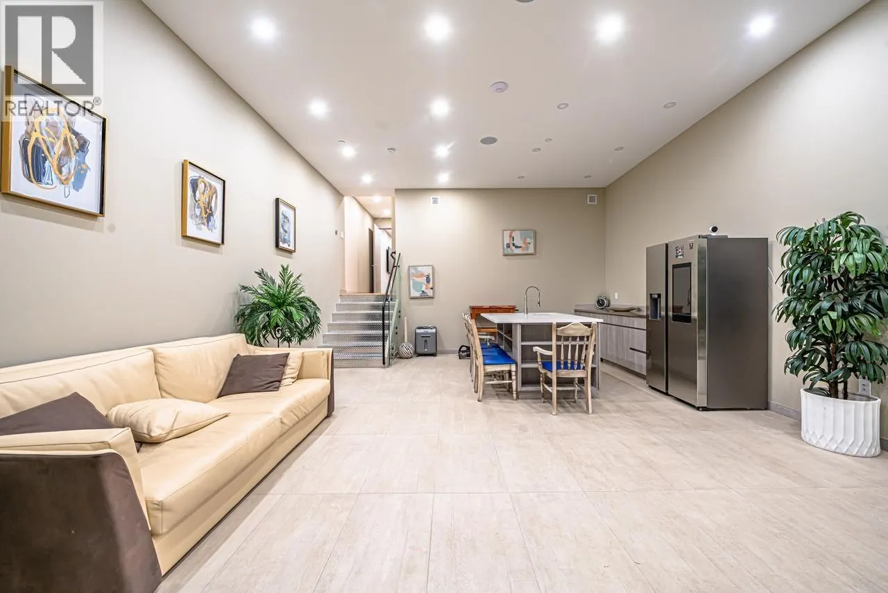 594 CRAIGMOHR DRIVE