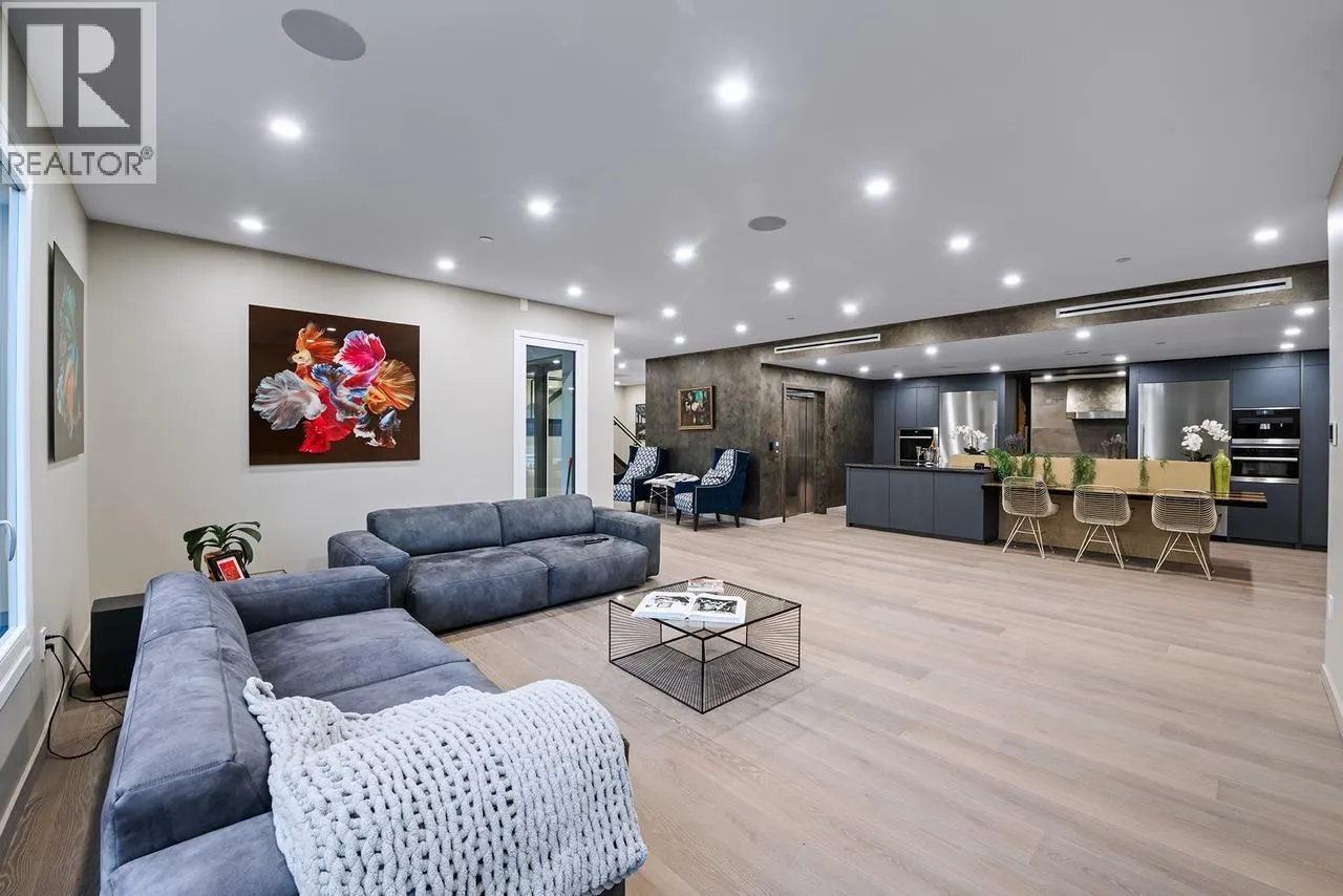 594 CRAIGMOHR DRIVE