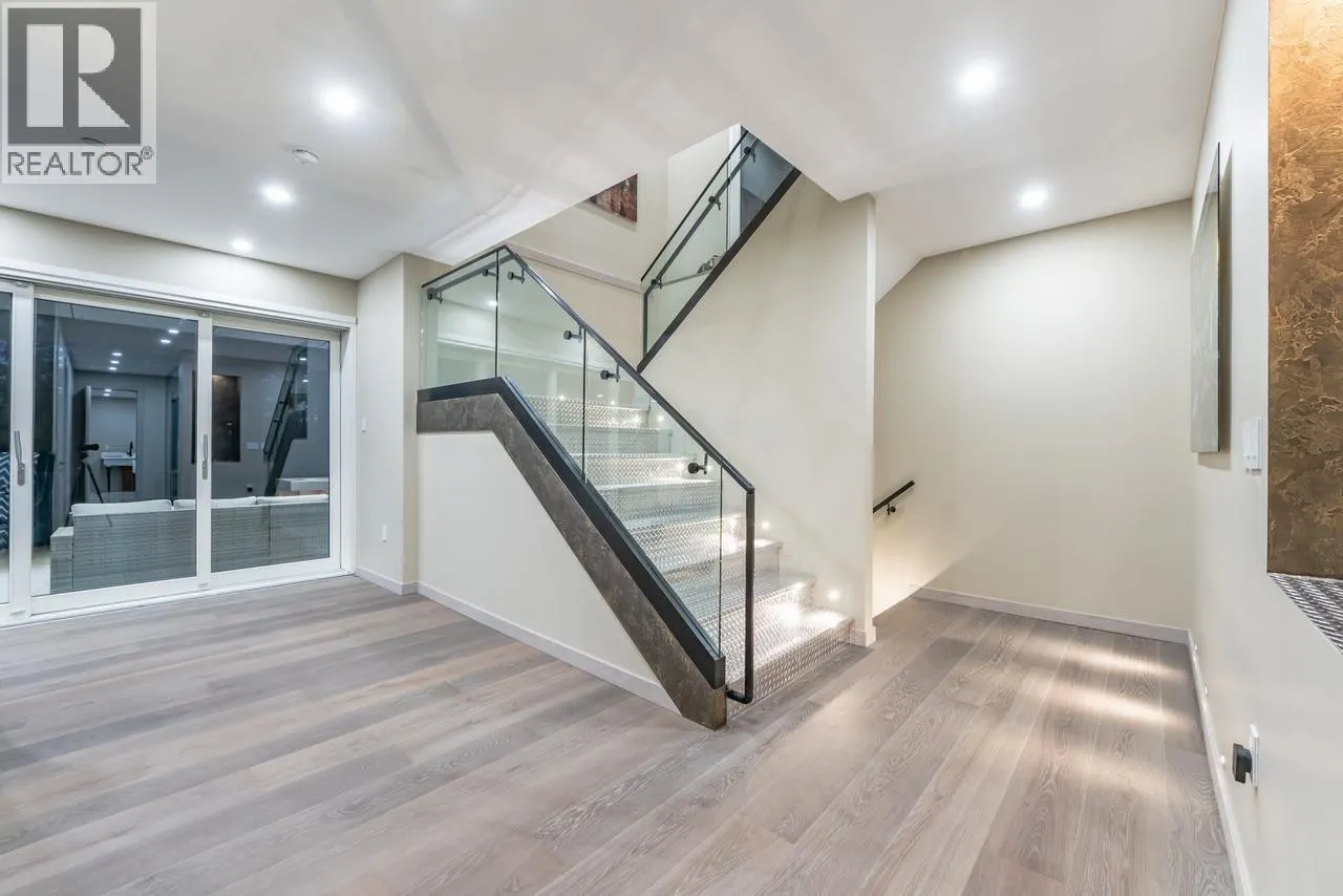 594 CRAIGMOHR DRIVE