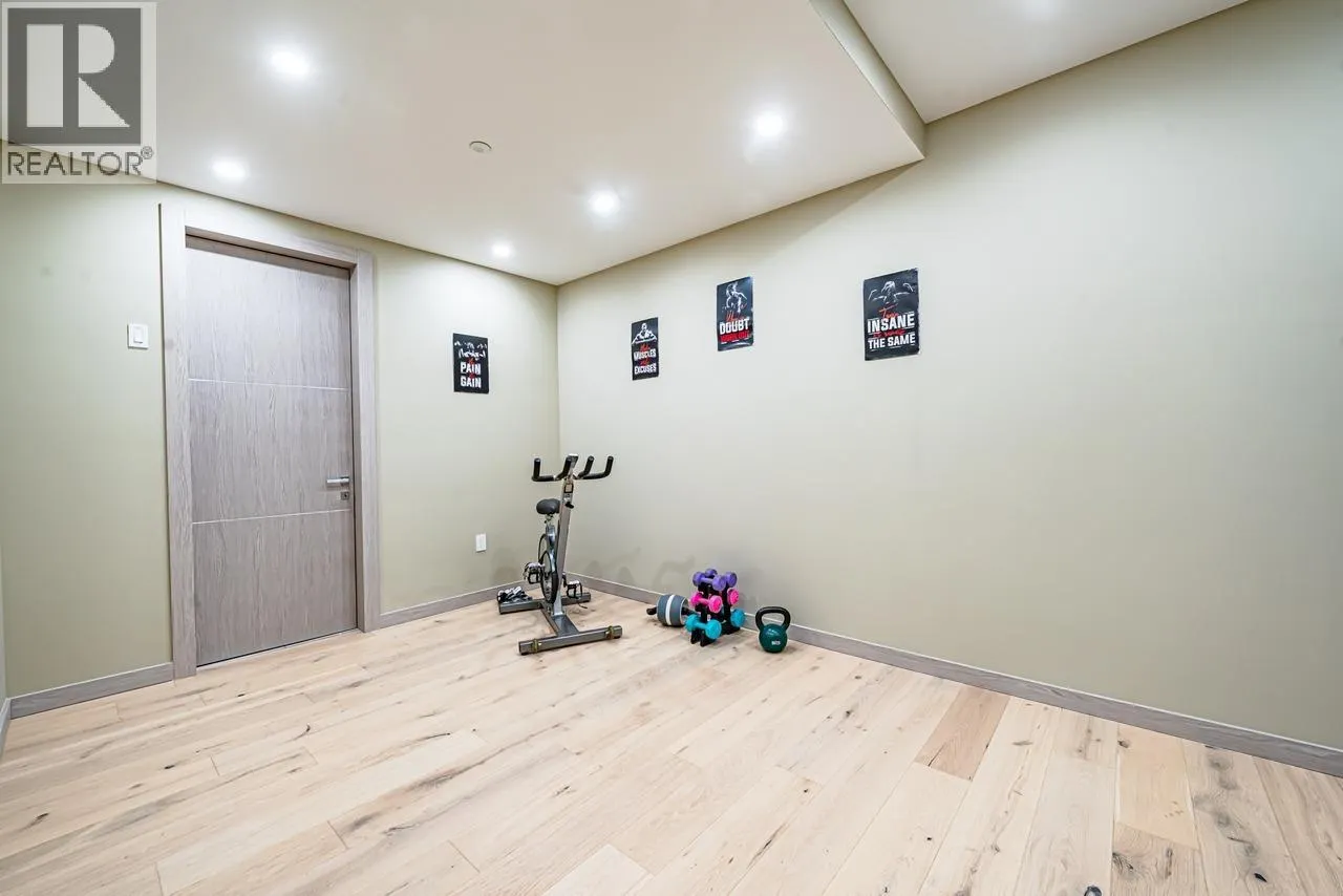 594 CRAIGMOHR DRIVE