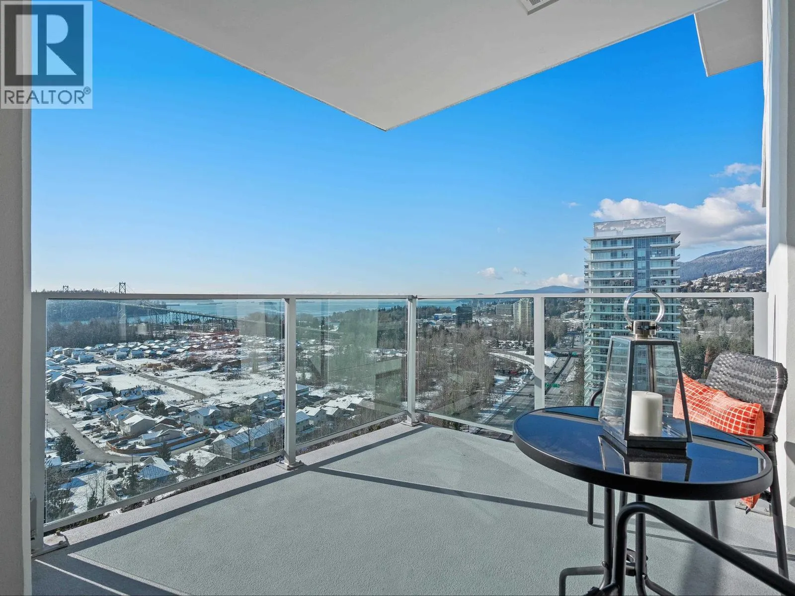 2004 1632 LIONS GATE LANE