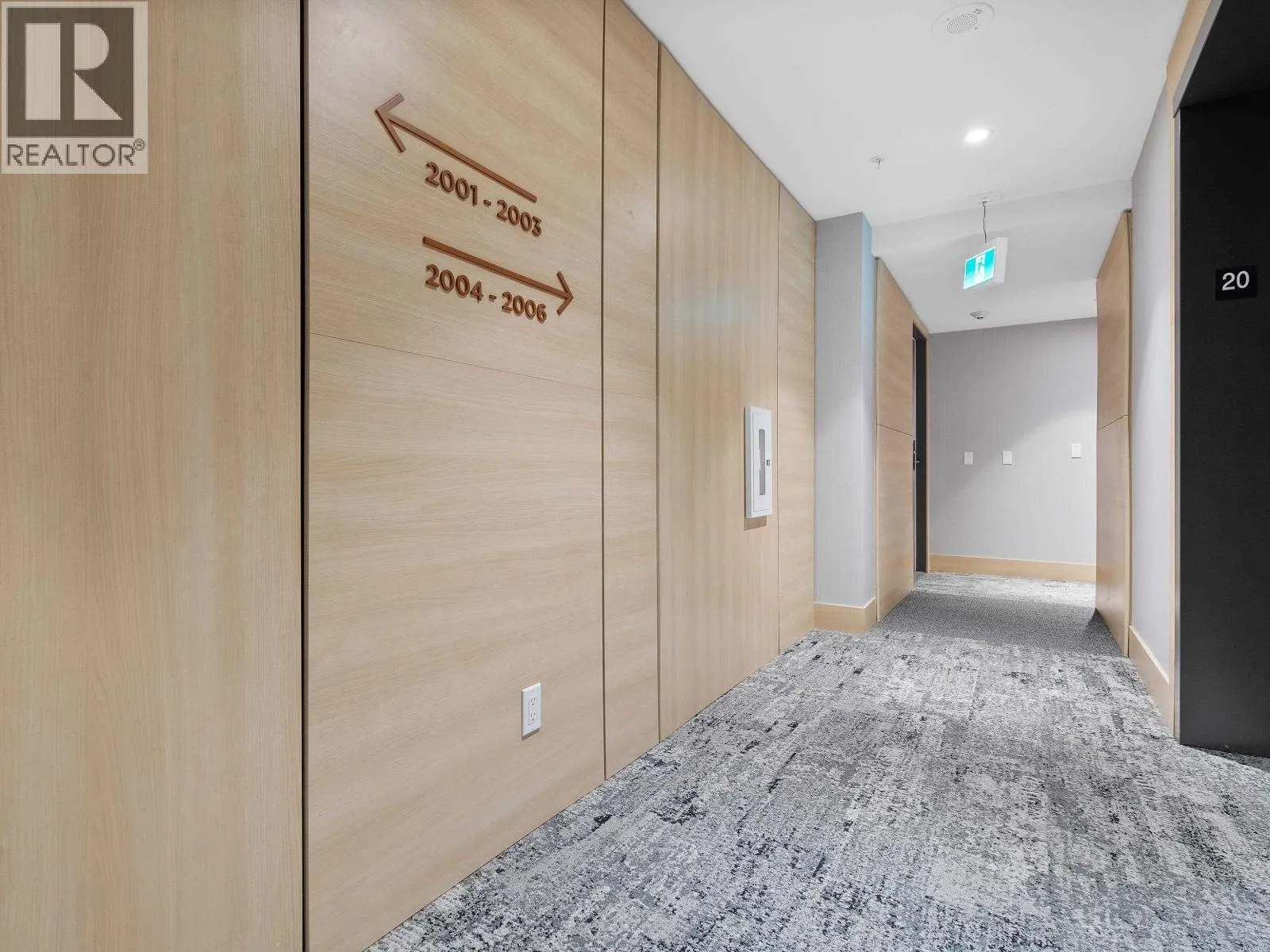 2004 1632 LIONS GATE LANE