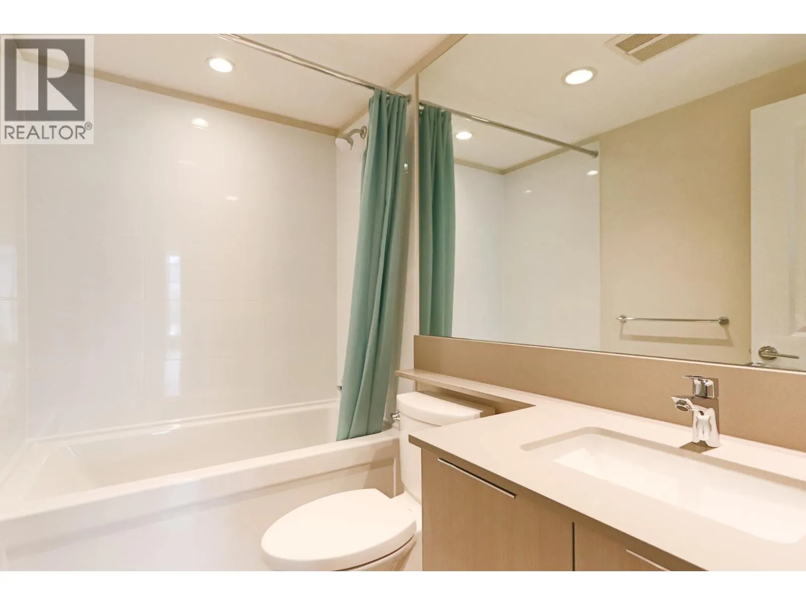 2001 1182 WESTWOOD STREET