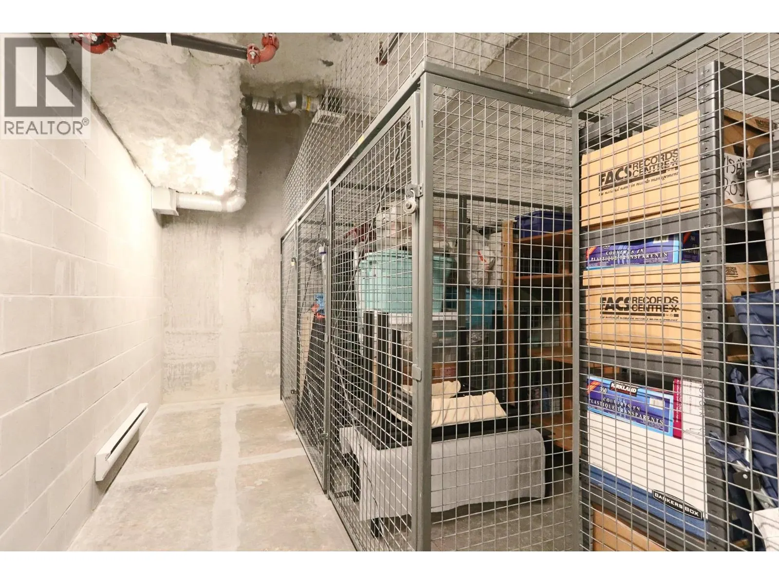 2001 1182 WESTWOOD STREET