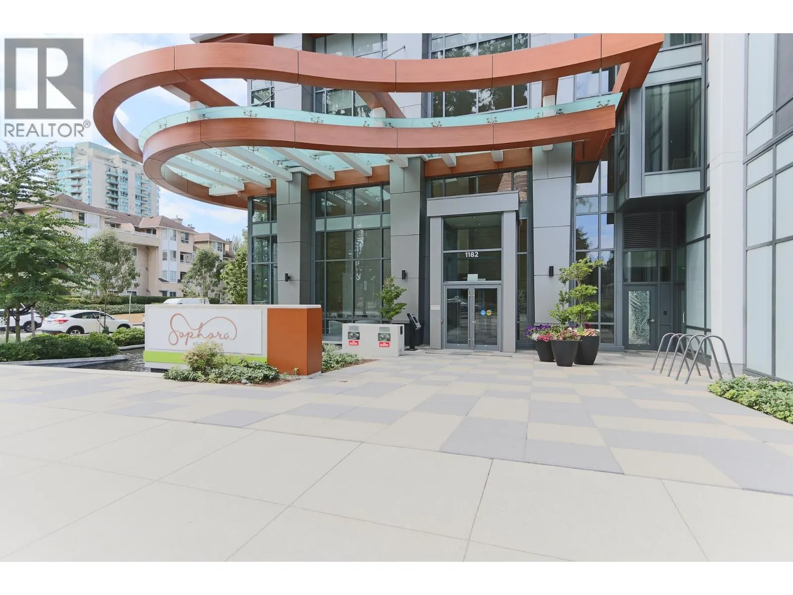 2001 1182 WESTWOOD STREET