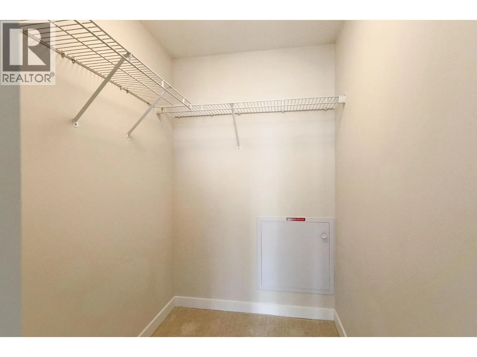 2001 1182 WESTWOOD STREET